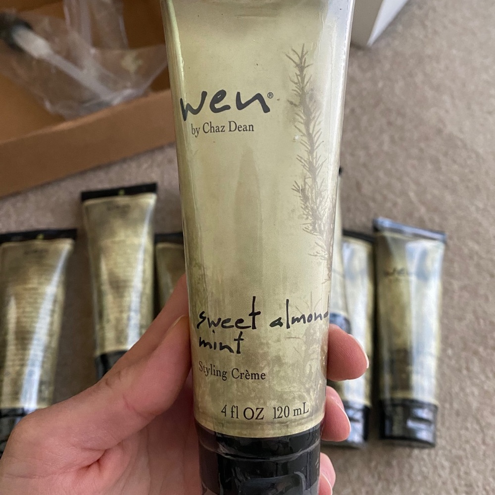 9- WEN sweet almond mint styling creme